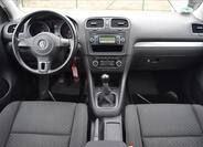 Volkswagen Golf 24