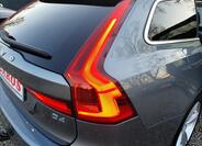 Volvo V90 43