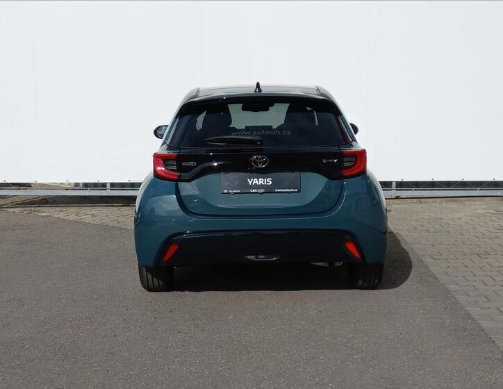 Toyota Yaris 6