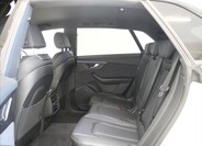 Audi Q8 7