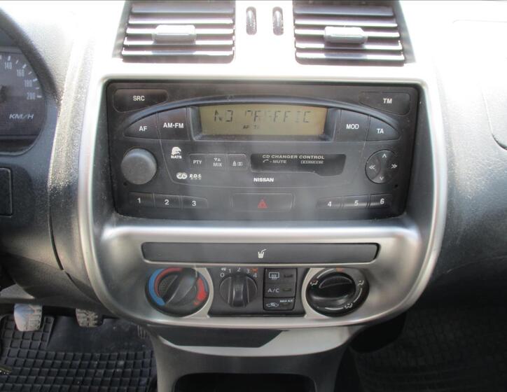 Nissan Terrano 15