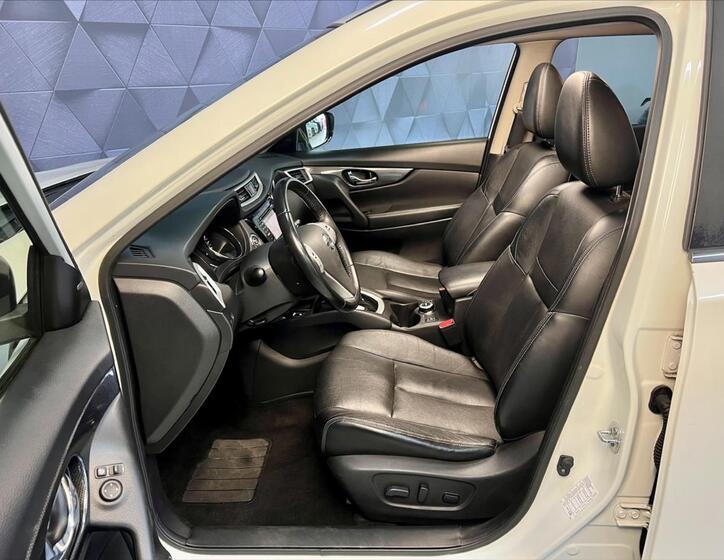 Nissan X-Trail 11