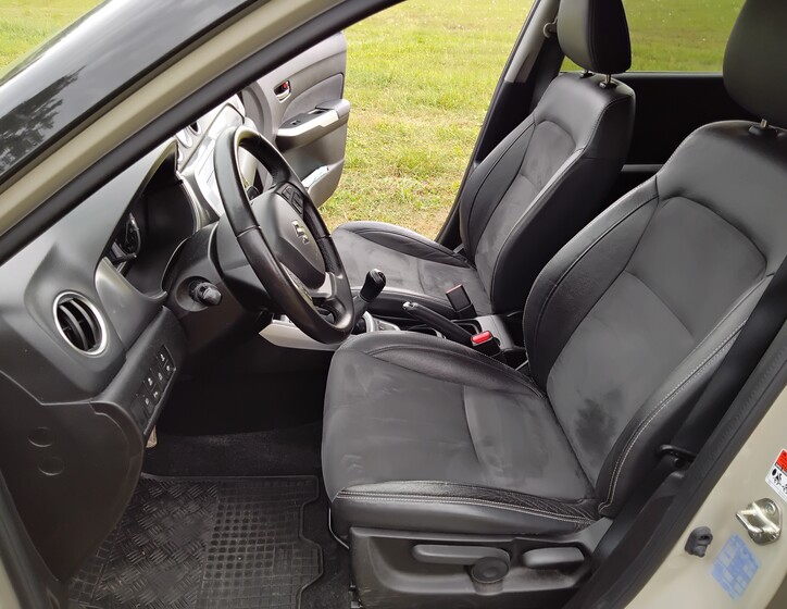 Suzuki Vitara 7