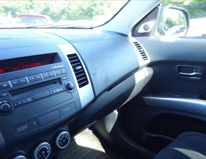 Mitsubishi Outlander 35