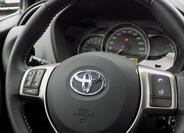 Toyota Yaris 17