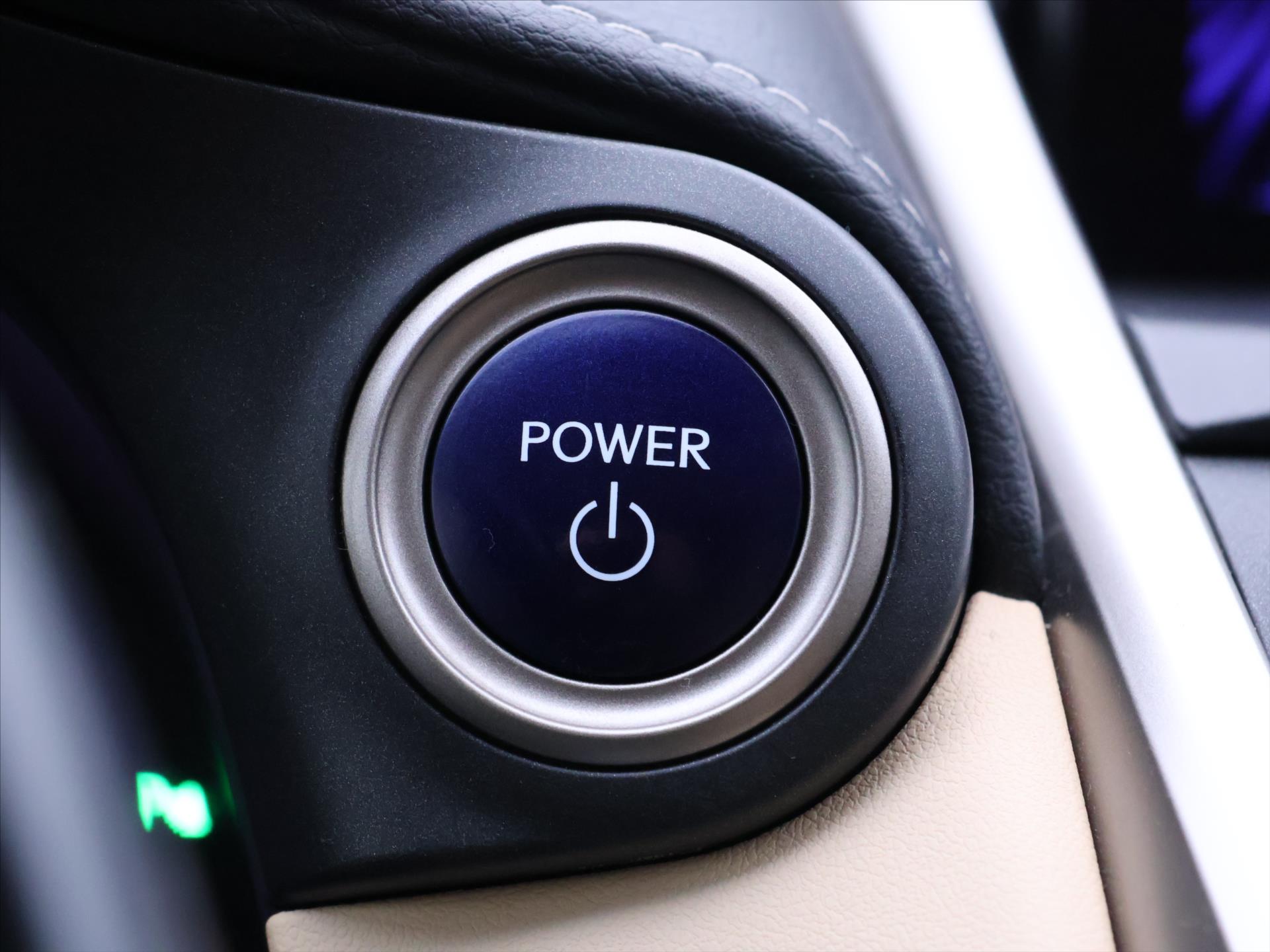 Lexus NX 300h