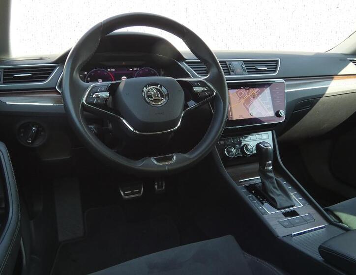Škoda Superb 5