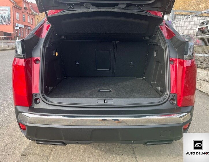 Peugeot 3008 8