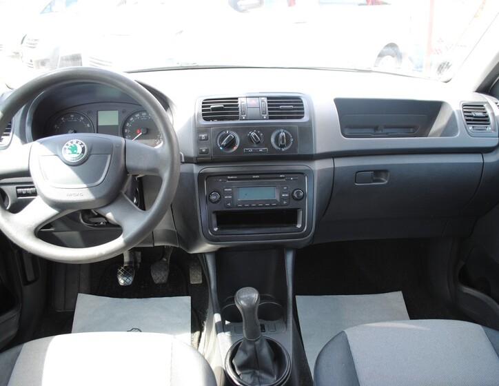 Škoda Fabia 18