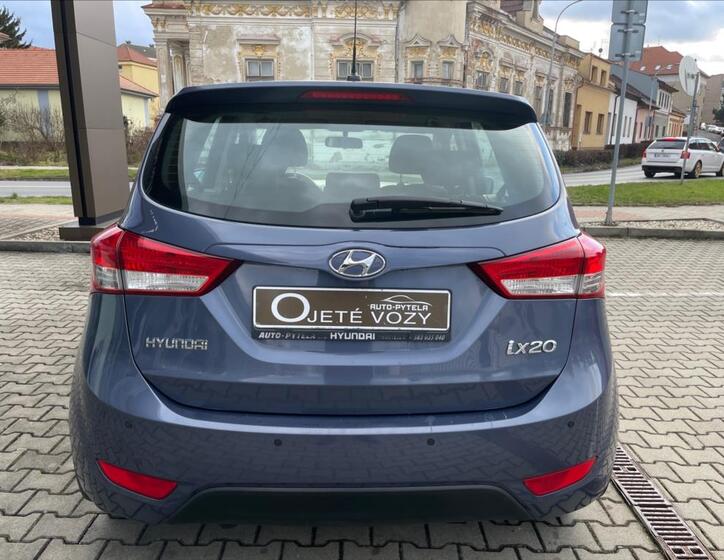 Hyundai ix20 5