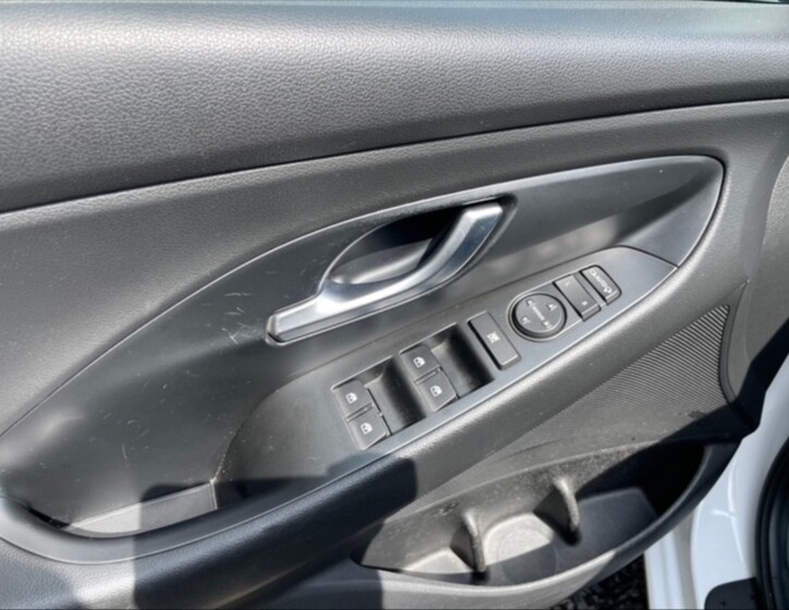 Hyundai i30 11