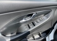Hyundai i30 11