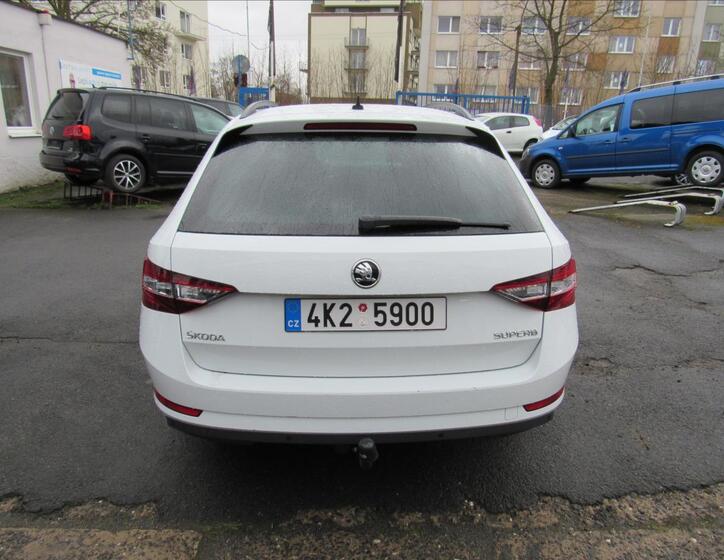 Škoda Superb 5
