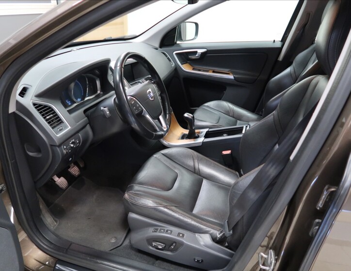 Volvo XC60 7