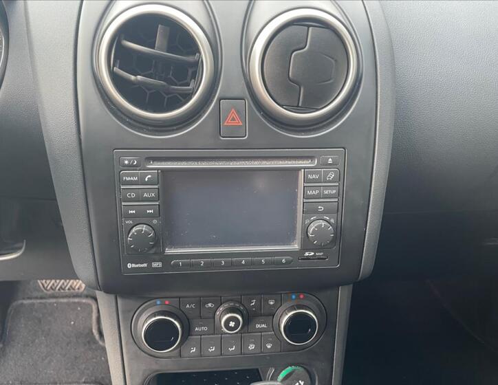 Nissan Qashqai 15