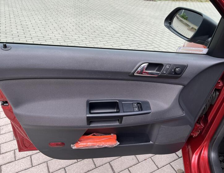 Volkswagen Polo 10
