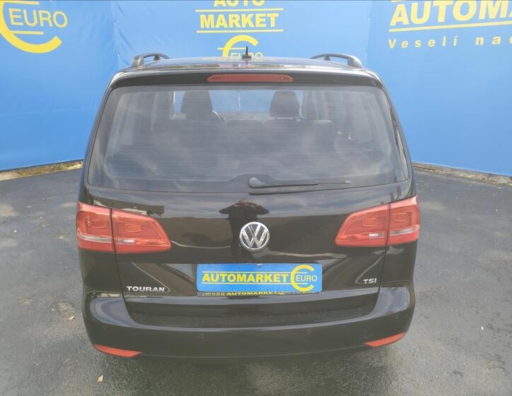 Volkswagen Touran 5