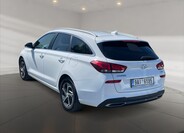 Hyundai i30 4