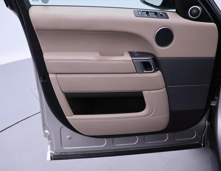 Land Rover Range Rover 12