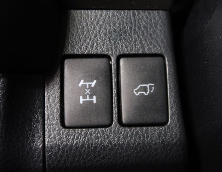 Toyota RAV4 24