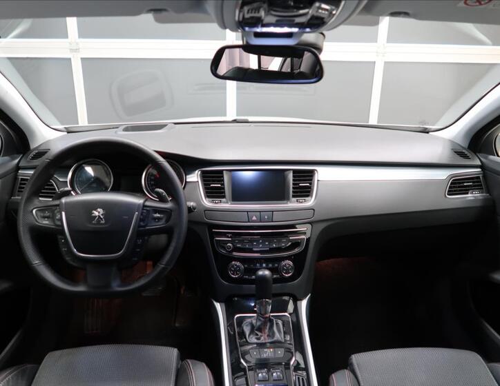 Peugeot 508 12