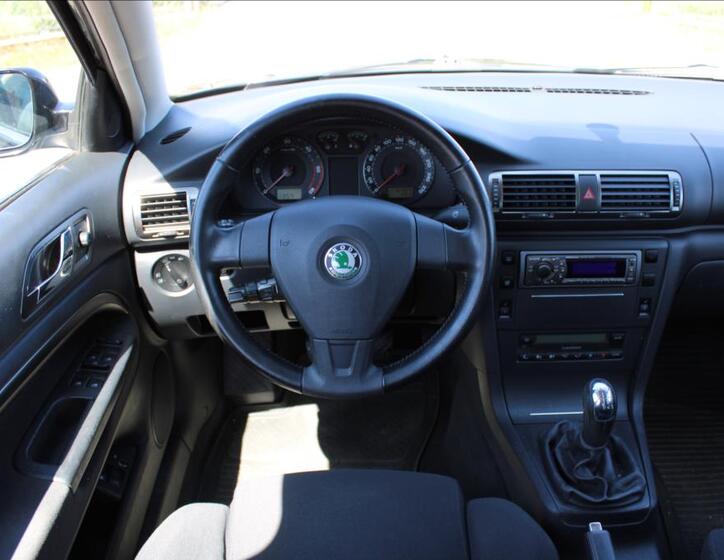 Škoda Superb 12