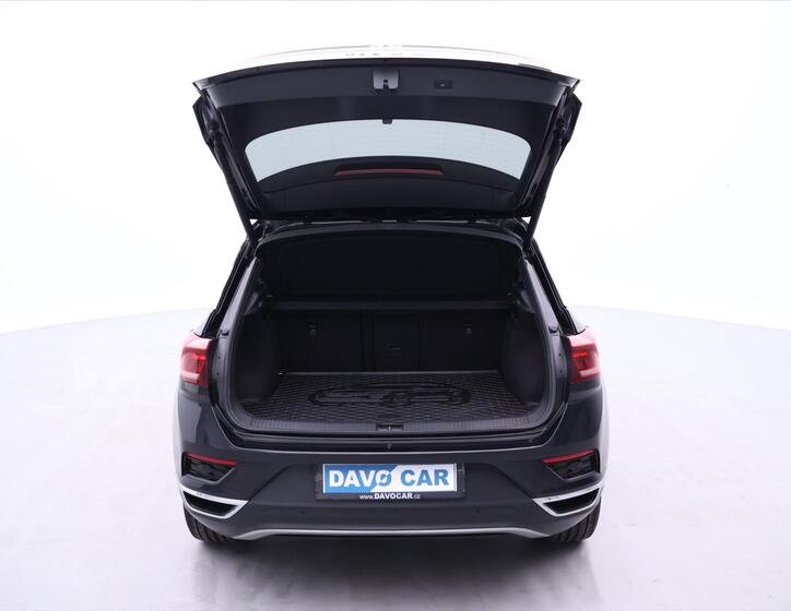 Volkswagen T-Roc 9