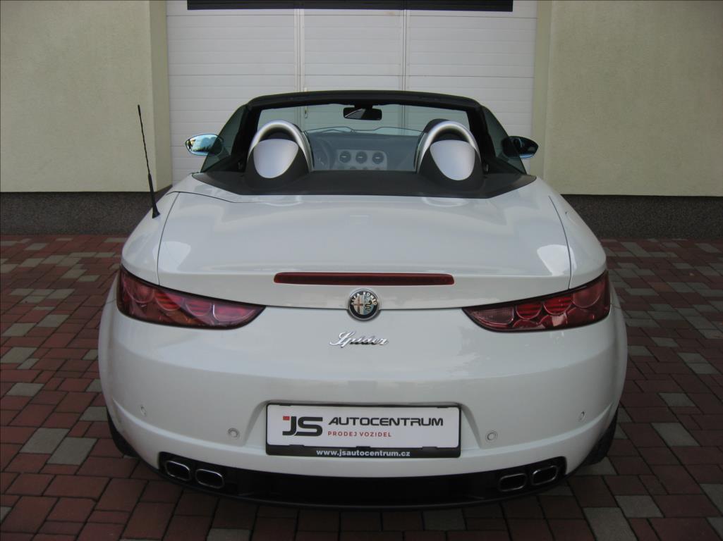 Alfa Romeo Spider