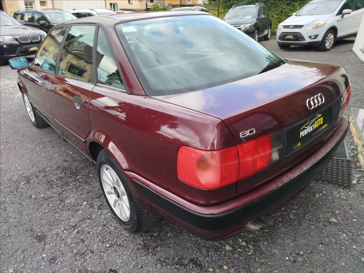 Audi 80