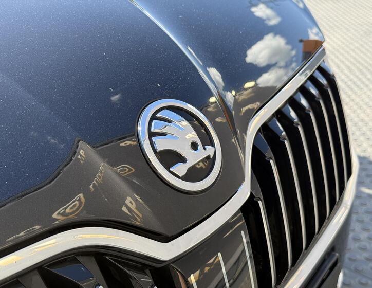 Škoda Superb 32