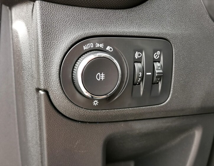 Opel Crossland X 18