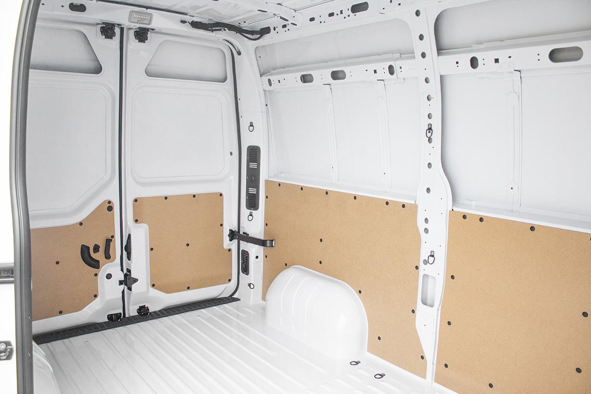 Nissan NV400