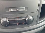 Mercedes-Benz Vito 12