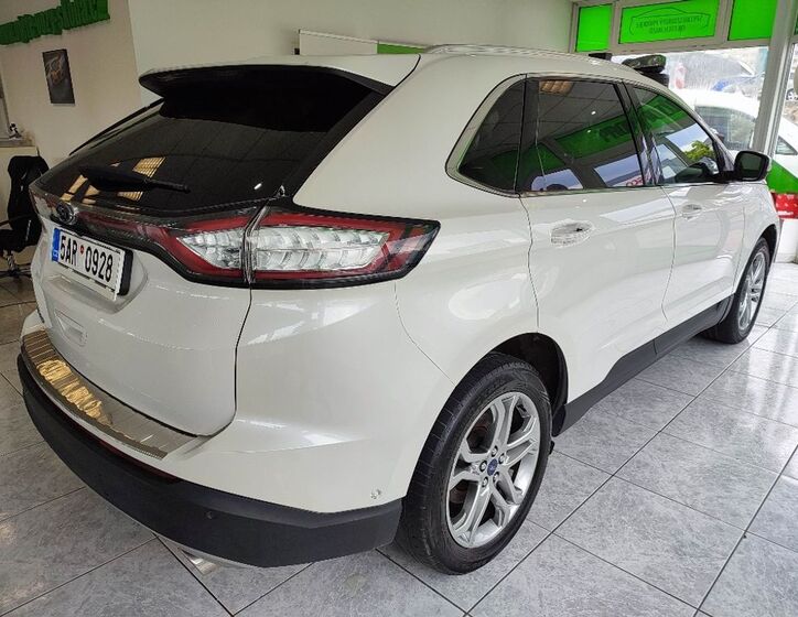 Ford Edge 4