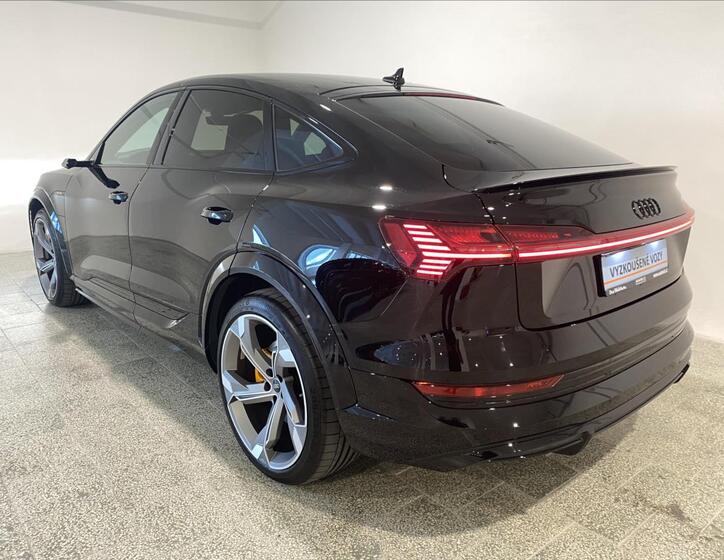 Audi e-tron 20
