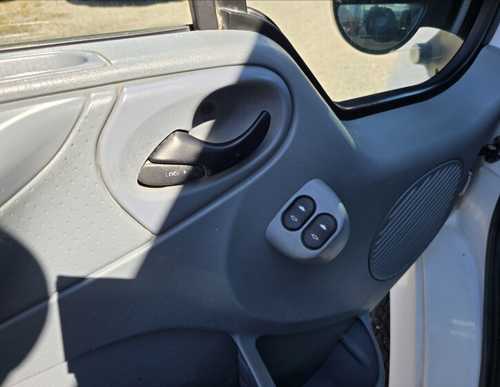 Ford Transit 11