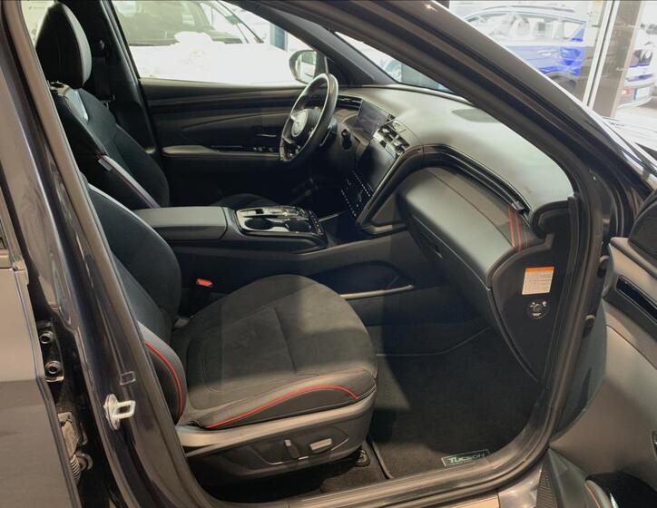 Hyundai Tucson 48