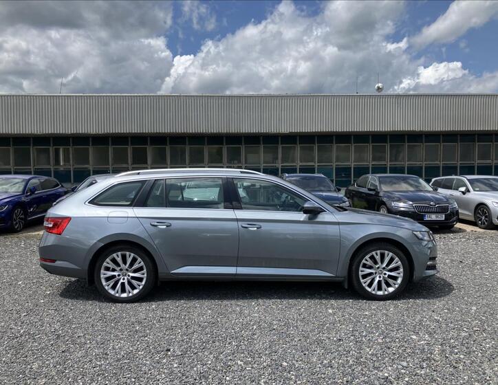 Škoda Superb 7