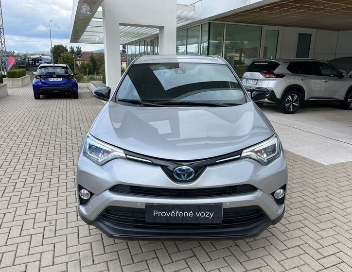 Toyota RAV4 9