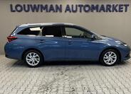 Toyota Auris 16