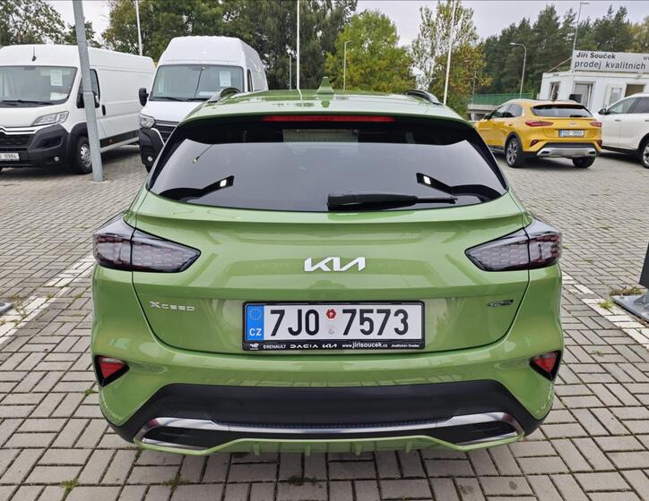 KIA XCeed 5