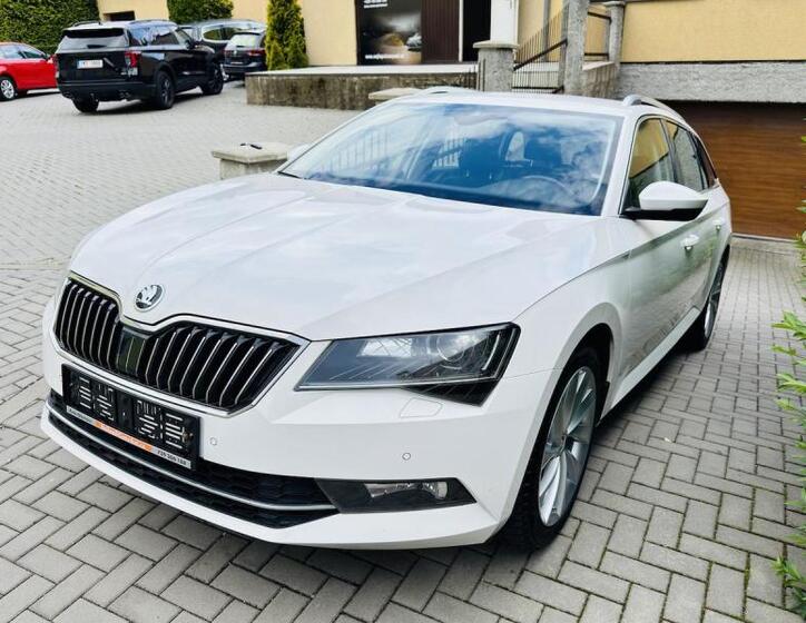 Škoda Superb 1