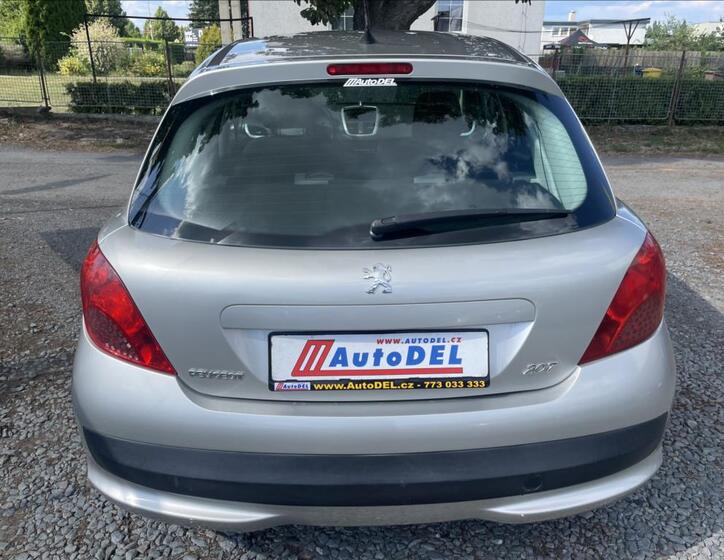 Peugeot 207 6