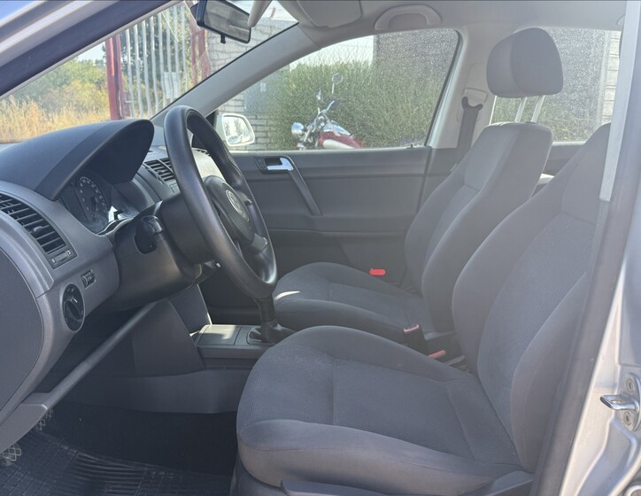 Volkswagen Polo 9