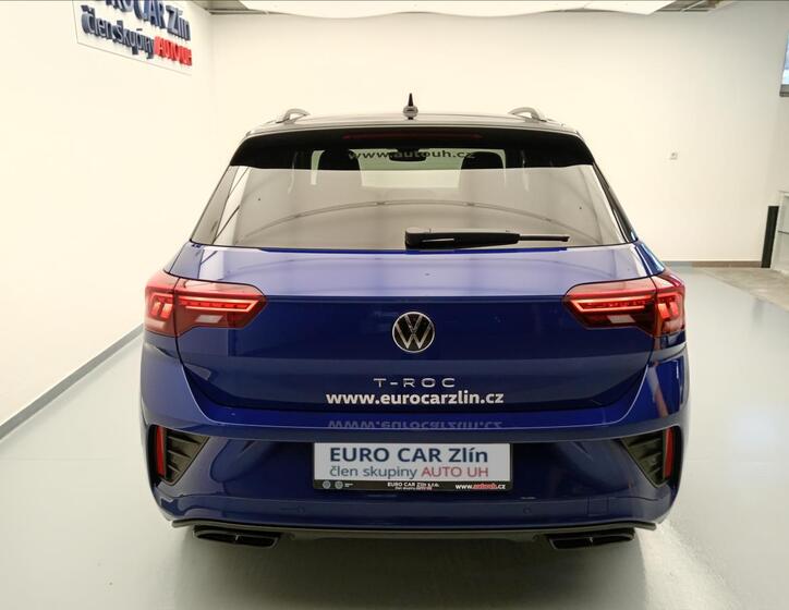 Volkswagen T-Roc 4