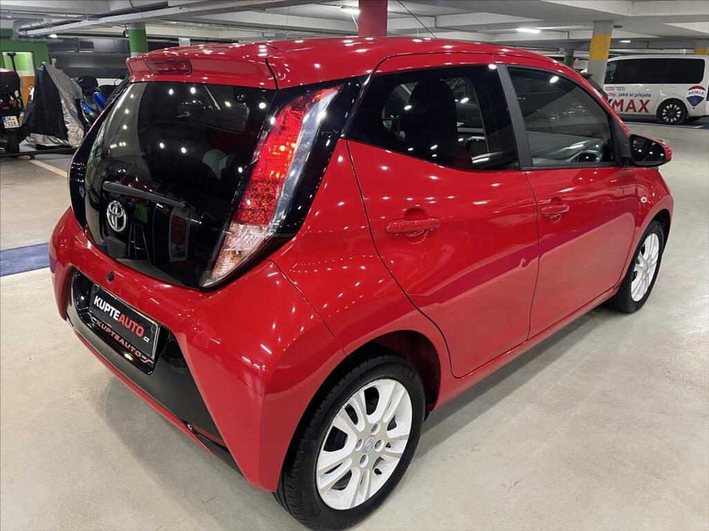 Toyota Aygo 5