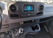 Mercedes-Benz Sprinter 9