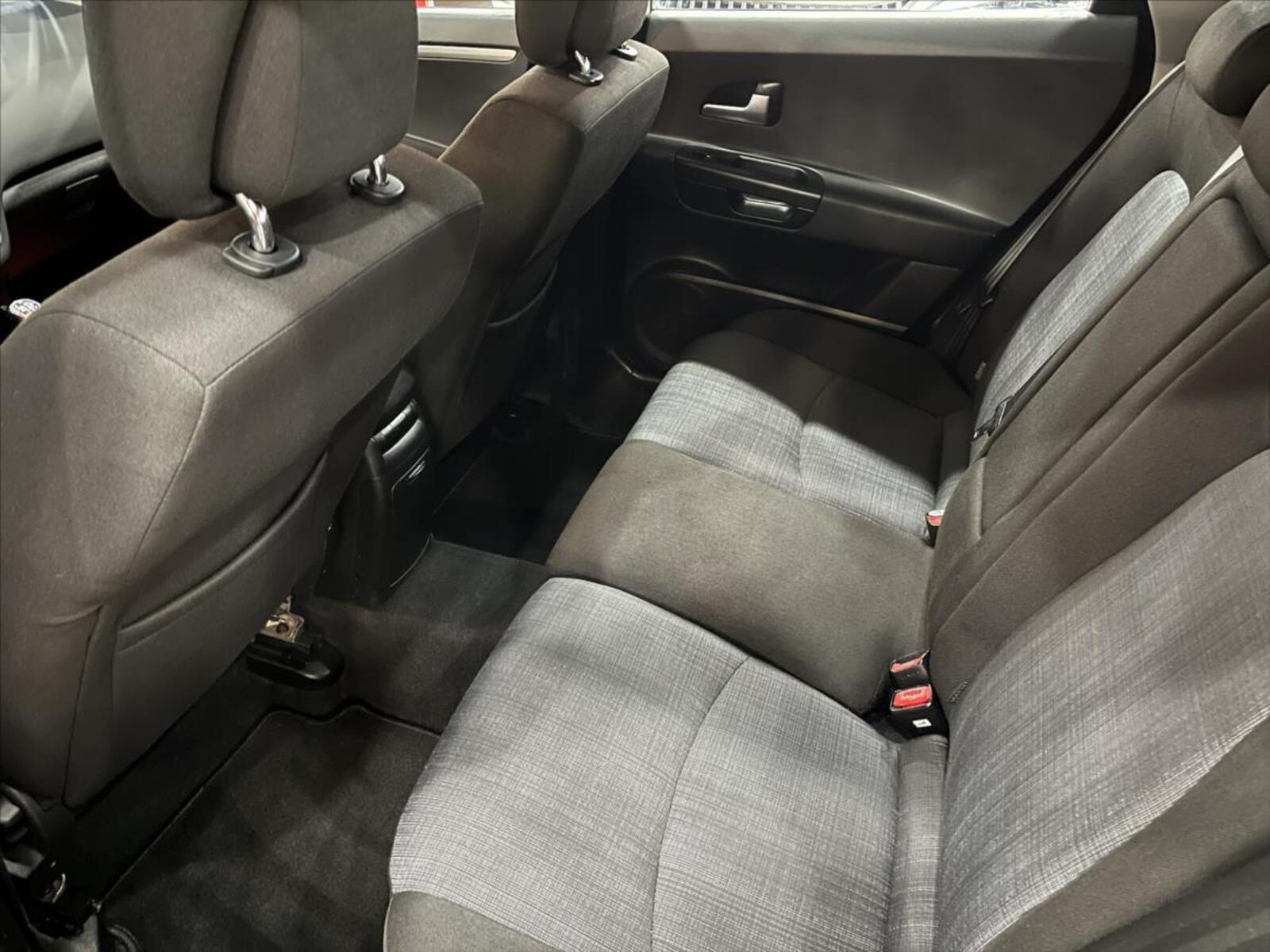 KIA Ceed 16