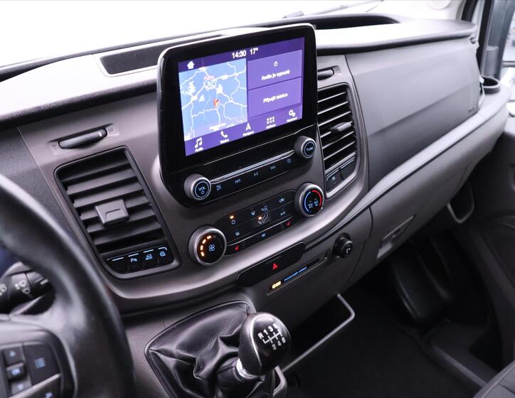 Ford Transit 17