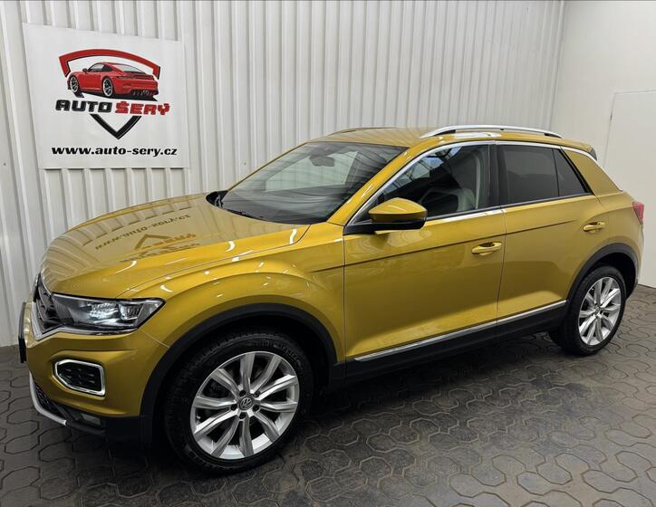 Volkswagen T-Roc 3